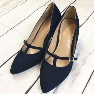 Fioni Navy Kitten Heels
